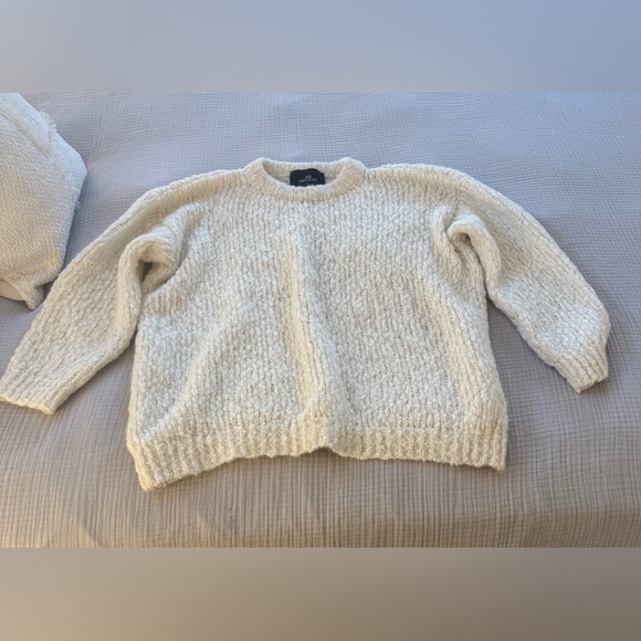 Mr. Mittens alpaca crew neck sweater - Picture 3 of 8